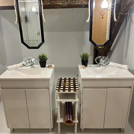 Open Door Loft Pensjonat Ponta Delgada