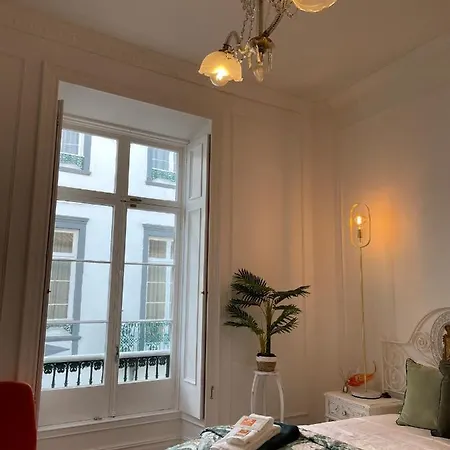 Open Door Loft Pensjonat Ponta Delgada
